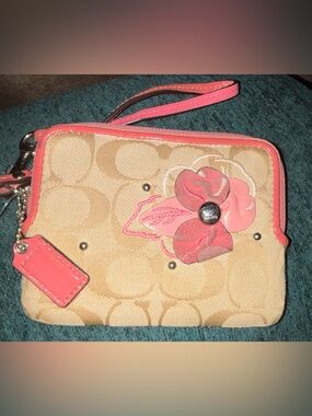 Vintage coach floral wristlet